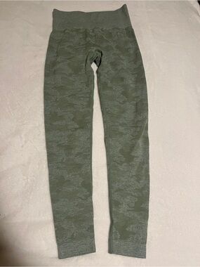 Gymshark Olive Green Camo Seamless Leggings